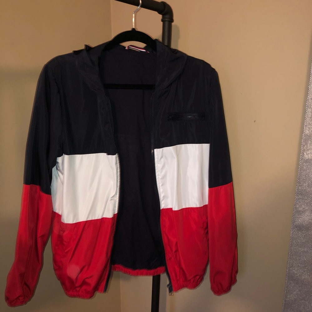 Brandy Melville windbreaker